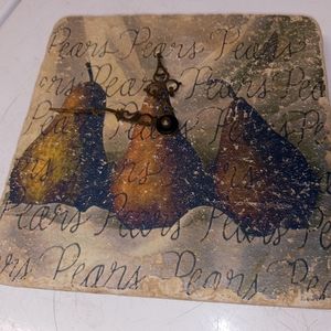 🍐Cast Stone Square Pear Clock